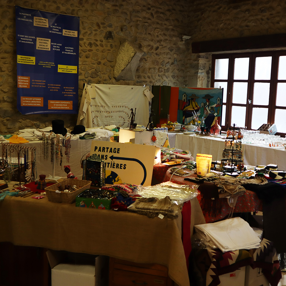 20221120_stand_Partage-sans-frontieres_livron_14.JPG